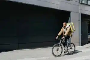 5 Top E-Bike Features for Reliable Delivery Performance